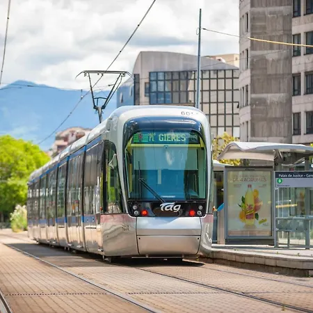 Le Hueb גרנובל